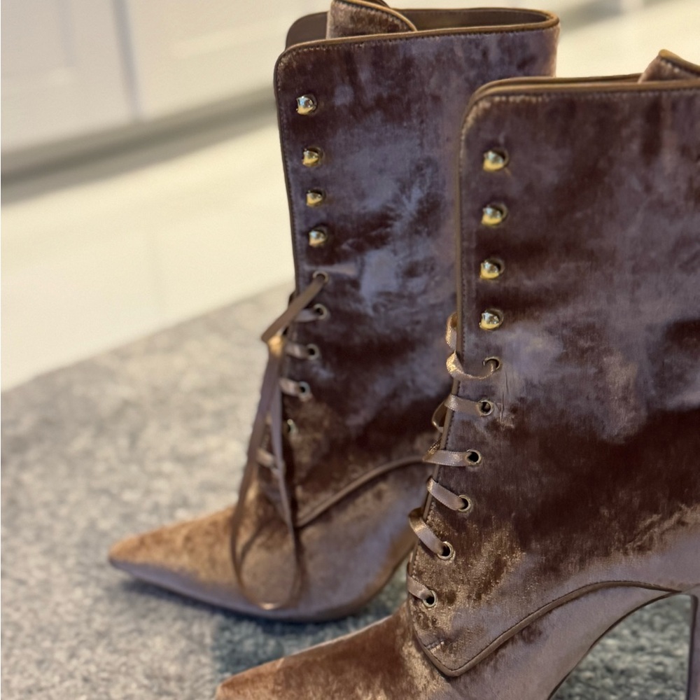 Elegant Brown Velvet Women's Boots